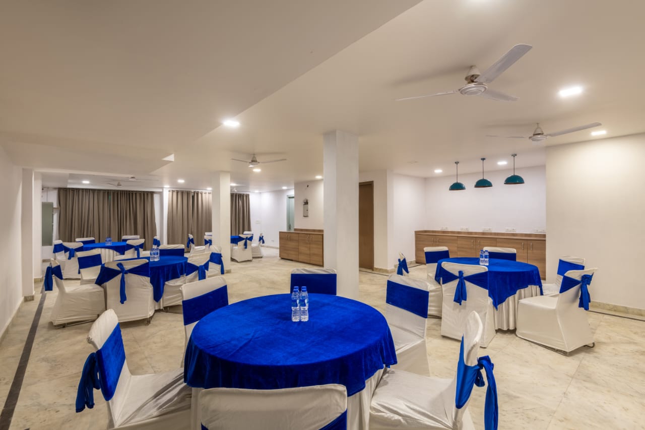 The gleam hotel Gurugram